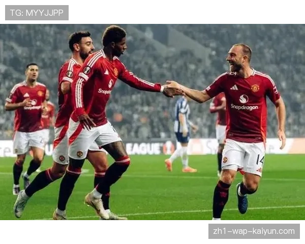 范尼斯特鲁伊短期执教成效显著 曼联进攻端重现活力